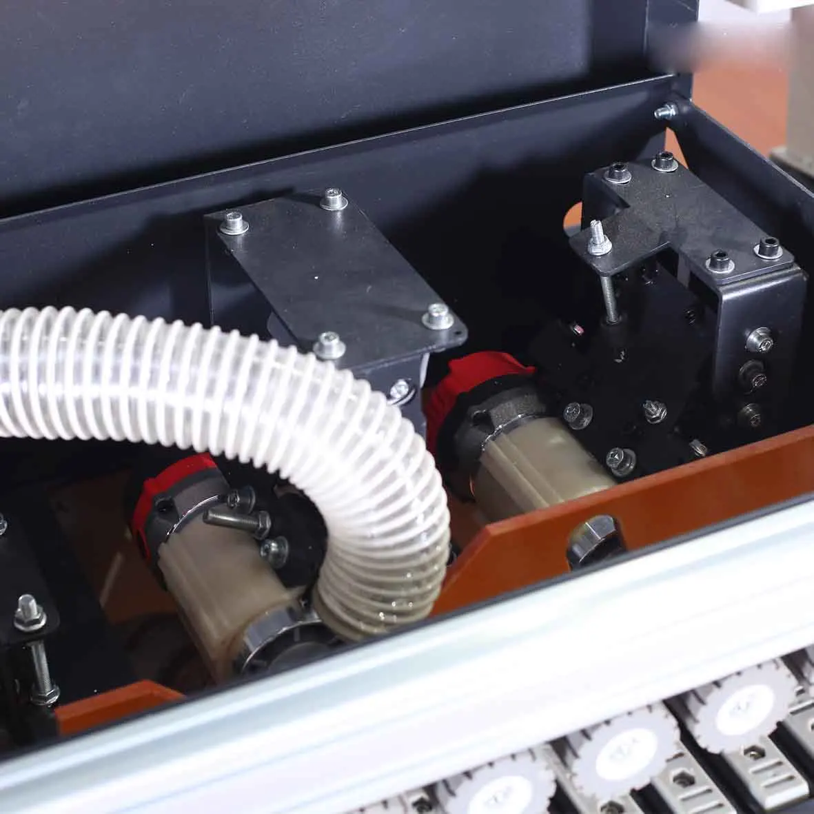Model 802 Semi-Automatic Portable Edge Banding Machine – In Stock - Image 6