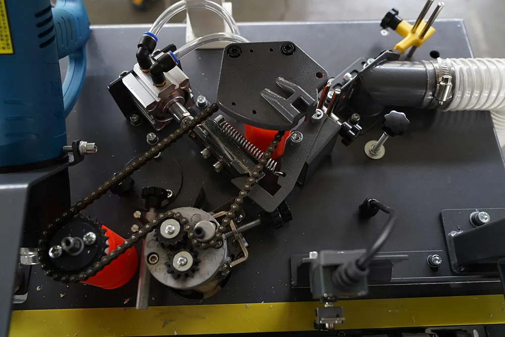 Automatic Slanted Straight Edge Banding Machine for MDF Panel – Ready to Ship - Image 4