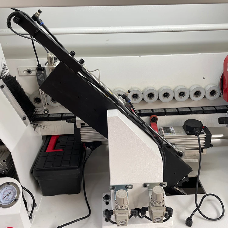 Automatic Edge Bander with Return Conveyor – Ready to Ship - Image 4